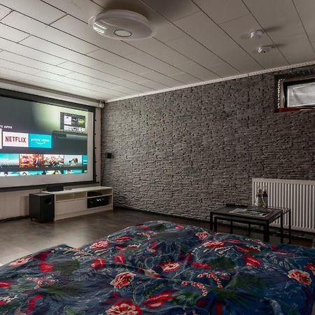 Home Cinema Kassel Exterior photo